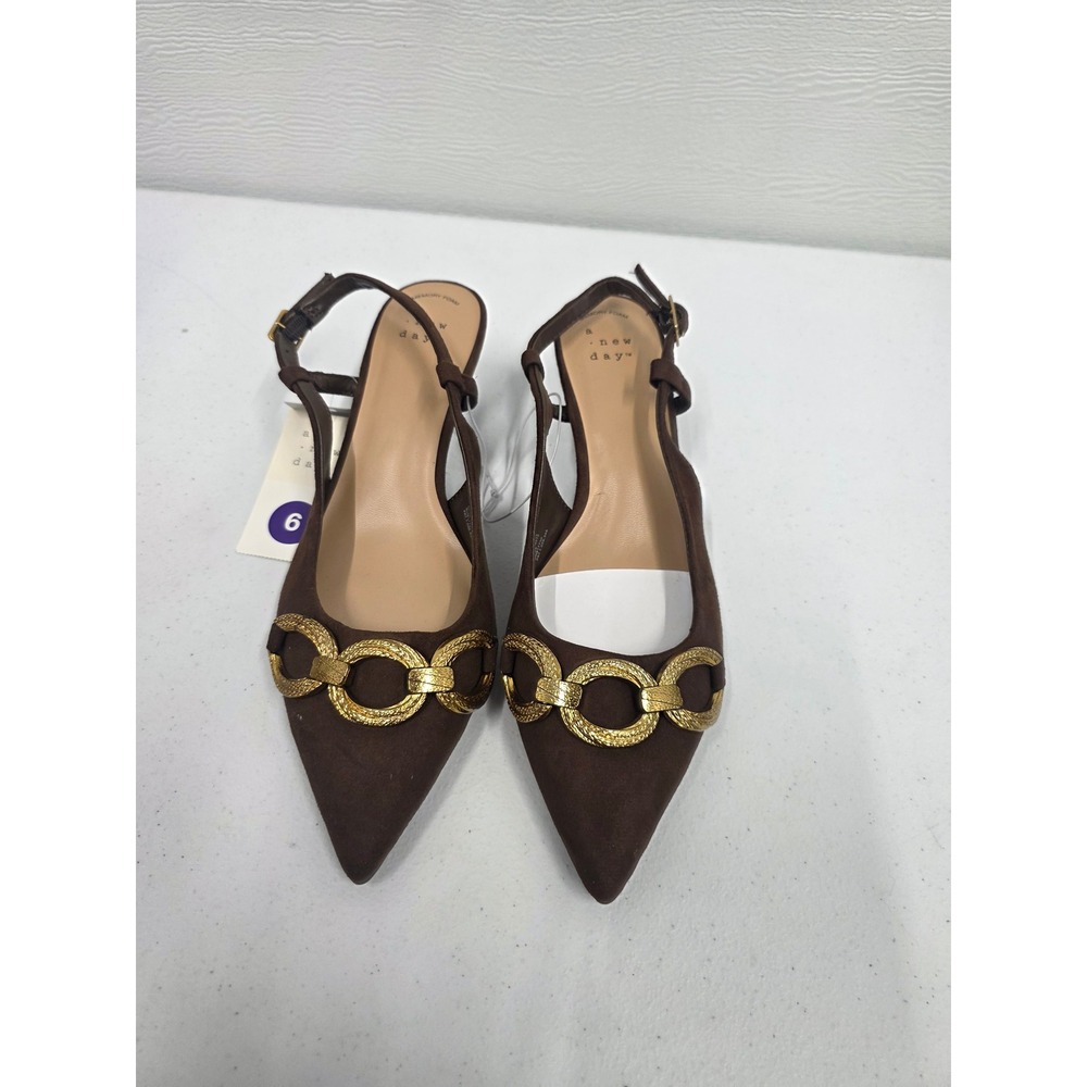 A New Day Womens Brown Slingback Kitten Heels Gold Chain Detail Pointed Toe 6